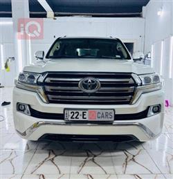 تويوتا لاندكروزر